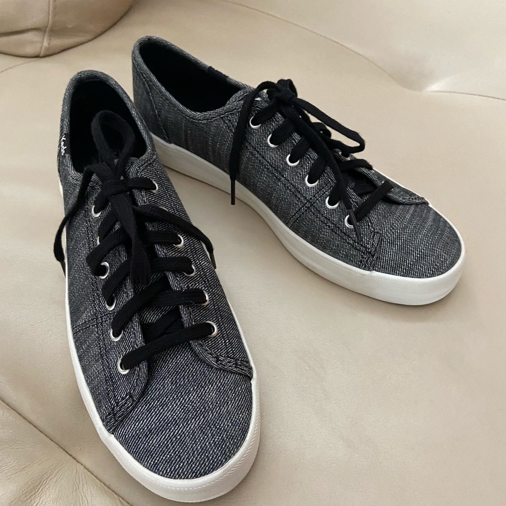 New Keds Dream Foam Sneakers Size 9.5